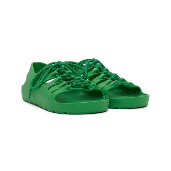 🎈SOLD 🎈Bottega Veneta Green Jelly (foam) Sandals (NWT) - Picture 2 of 6